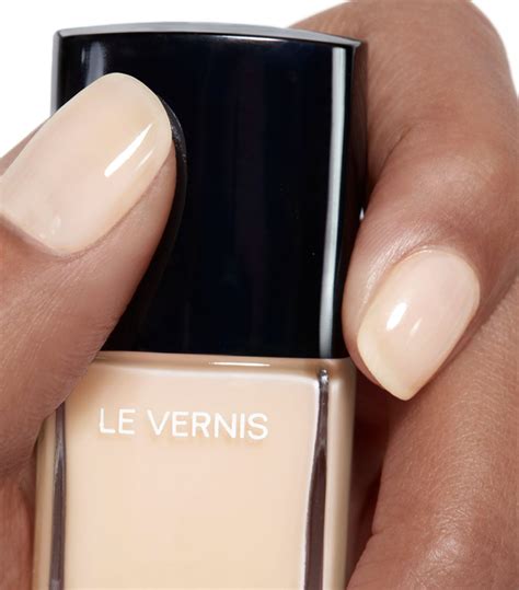 chanel khaki vert|Chanel Le Vernis Longwear Nail Colour, Nudes & Vamps, .